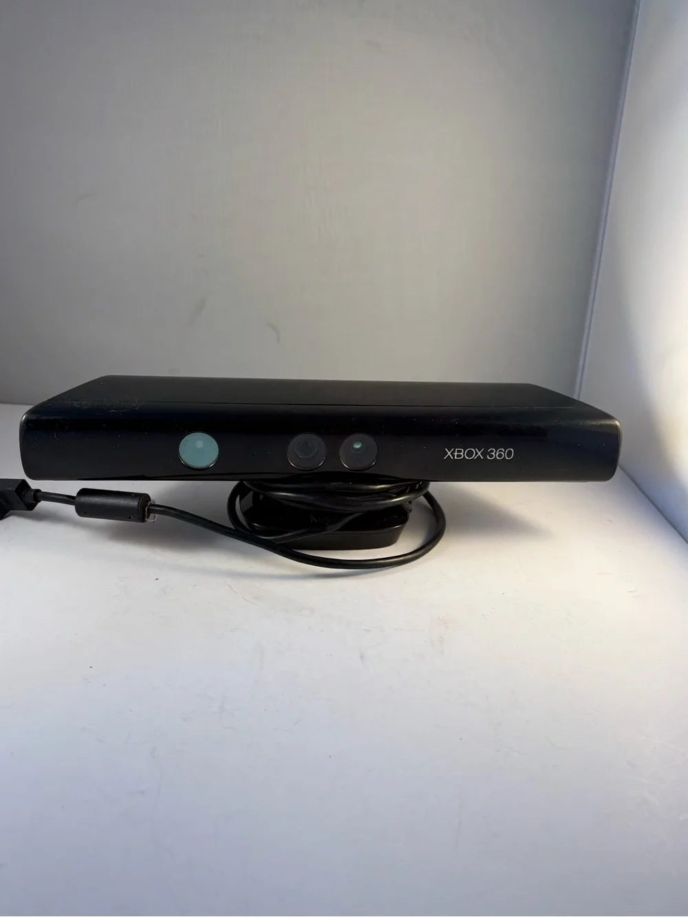 Microsoft Xbox 360 Kinect Camera TWO Wireless Gaming Controller Black 1403 White